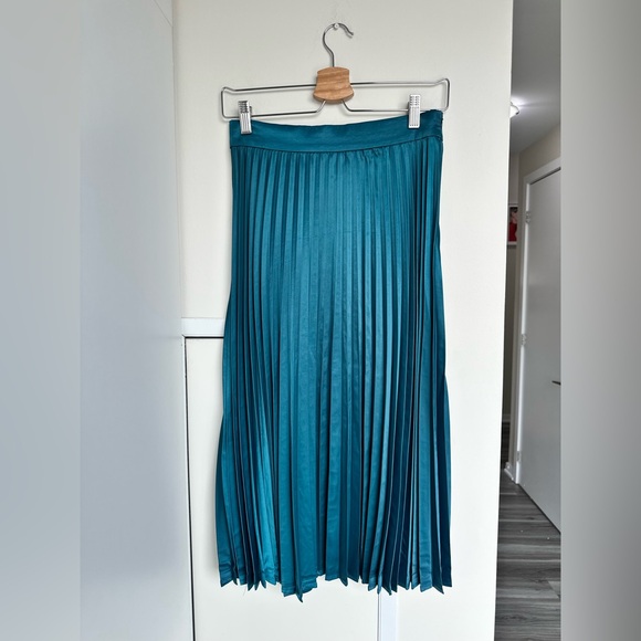 Teal Midi Pleated Skirt Size S - Picture 2 of 7